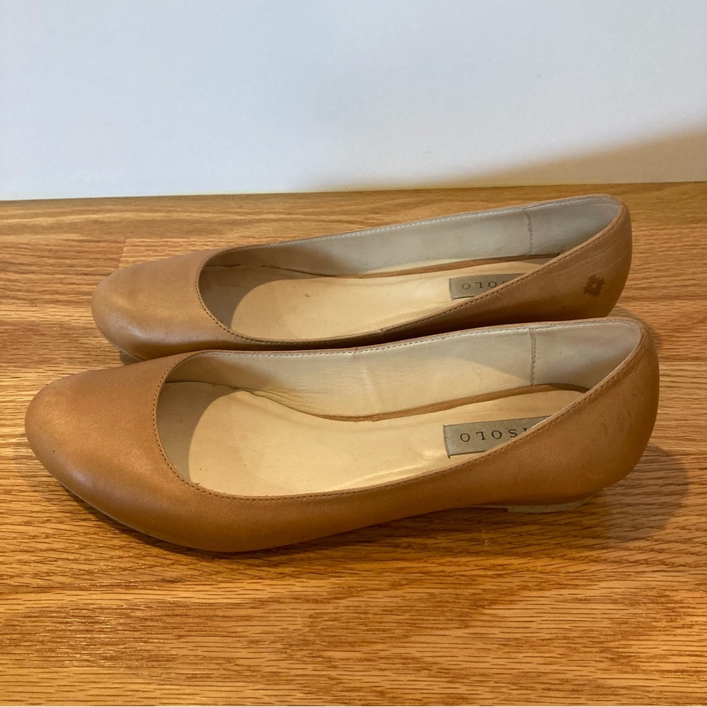 Nisolo Mendez Low Wedge Ballet Flats 8 - Picture 4 of 10